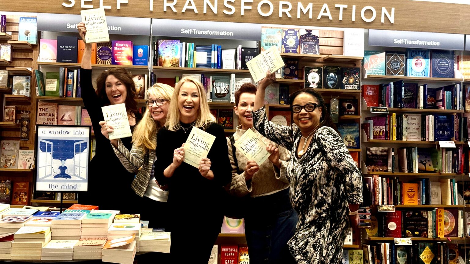 Elizabeth Cantey at a book signing with readers